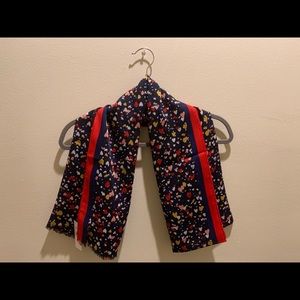 Multicolored Loft Heart Scarf
